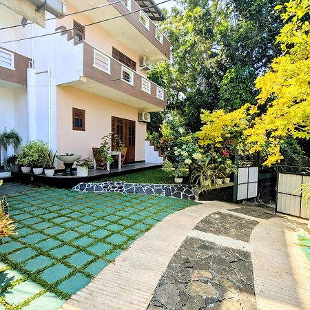 Halcyon Rest Hikkaduwa Exterior foto