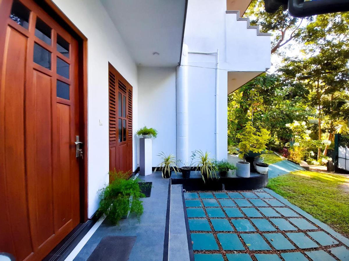 Halcyon Rest Hikkaduwa Exterior foto