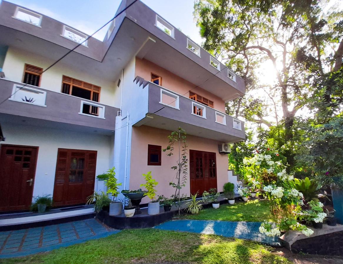 Halcyon Rest Hikkaduwa Exterior foto